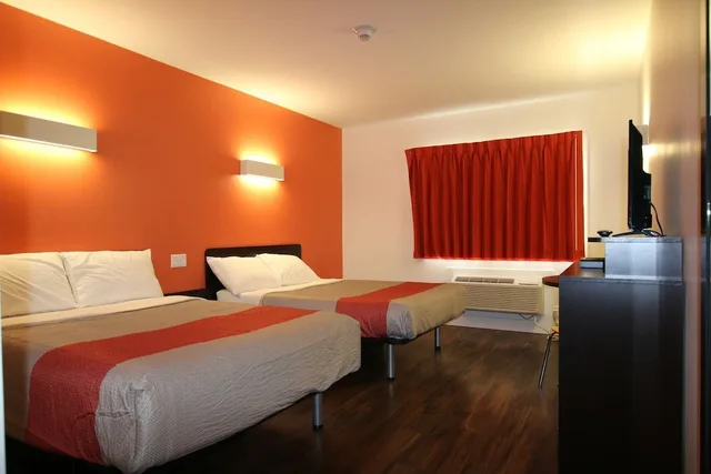 غرفة ديلوكس بسريرين كوين، Motel6 Moncton, NB 1/10