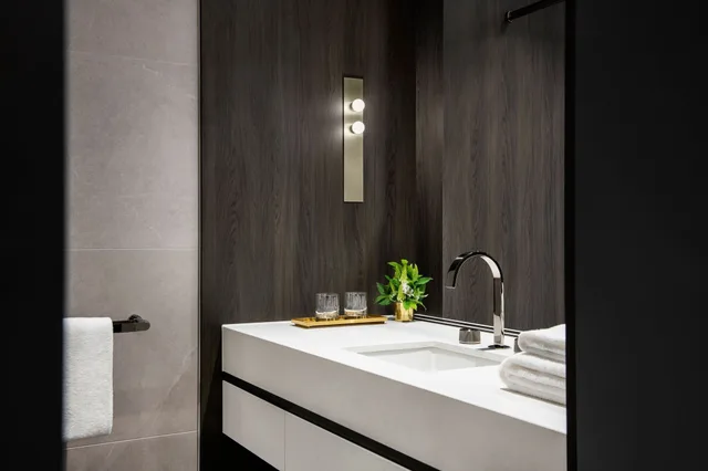غرفة سوبيريور بسريرين مزدوجين، Melbourne Marriott Hotel Docklands 2/2