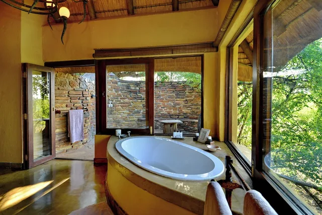 1 Bedroom, Luxury, Twin Beds, Park View, Motswiri Private Safari Lodge 5/5