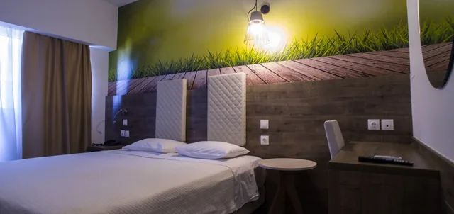 غرفة كلاسيكية مفردة بسريرين منفصلين، Metropolitan Hotel Thessaloniki 1/3