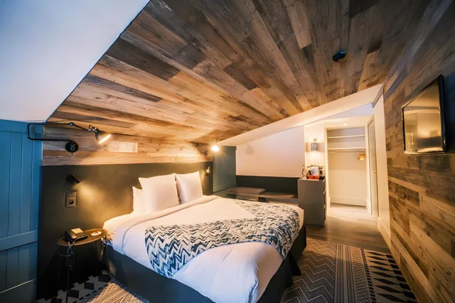 Family, Suite, Mont Blanc View, Living Area, Balcony، Chalet Hotel le Prieure and Spa 1/2
