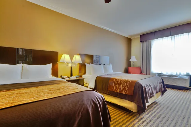 جناح بسريرين كوين مع أريكة لذوي الإعاقة، Comfort Inn and Suites Fort Worth Fossil Creek 3/4
