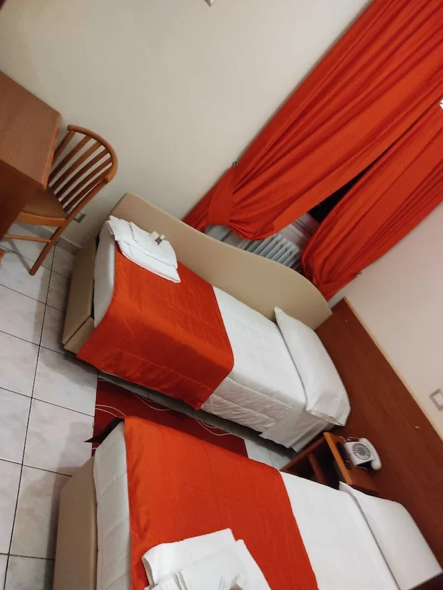 غرفة قياسية رباعية بأربعة أسرّة، Hotel Al Corso 3/4