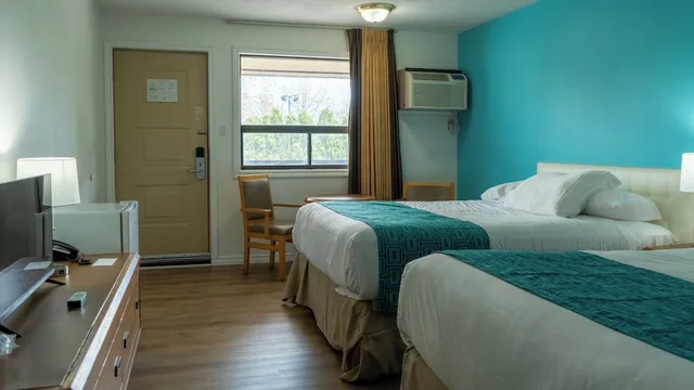 غرفة ديلوكس بسريرين كوين، Howard Johnson By Wyndham Niagara Falls 6/7