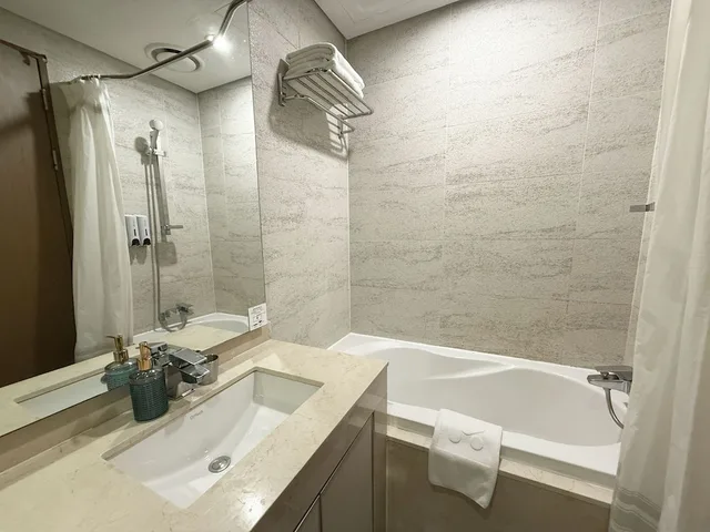 غرفة سوبيريور بسرير مزدوج بحوض استحمام، Mohenic Hotel Seoul Myeongdong 5/9