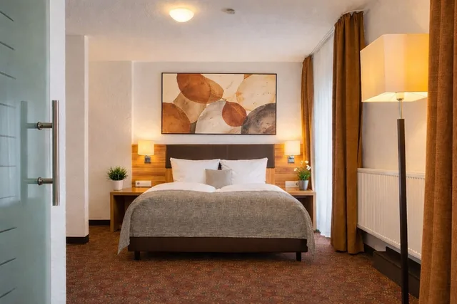 غرفة كومفورت بسرير كوين، Centro Hotel Sautter 3/10
