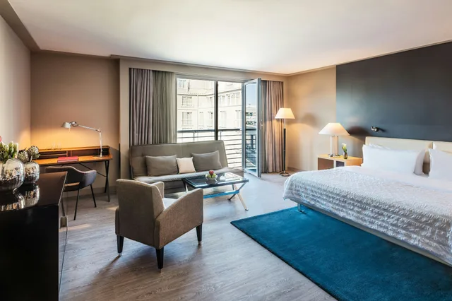 جناح جونيور، Le Meridien Munchen 2/3