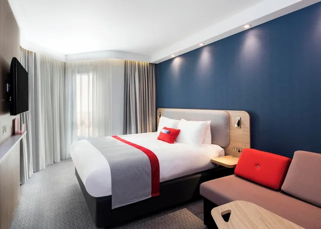 غرفة قياسية بسرير مزدوج مع أريكة، Holiday Inn Express Belfast City 2/7