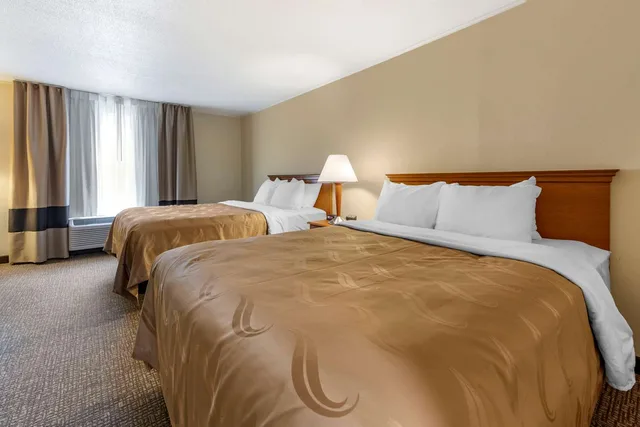 غرفة بسريرين كوين، Quality Inn Selinsgrove 2/10