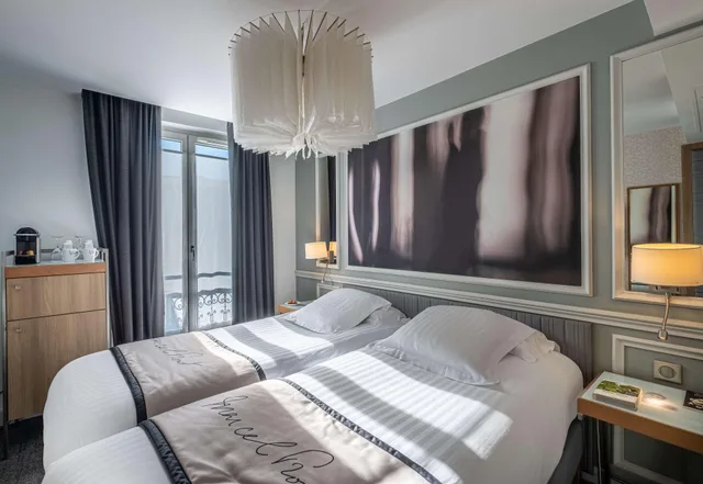 Room, 2 Beds, Hotel Litteraire Le Swann, Bw Premier Collection 1/6