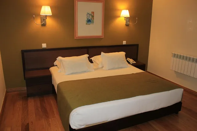 جناح بشرفة، Eira do Serrado Hotel and Spa 5/9