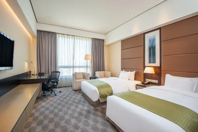 غرفة قياسية بسريرين منفصلين، Holiday Inn Nantong Oasis International 5/10