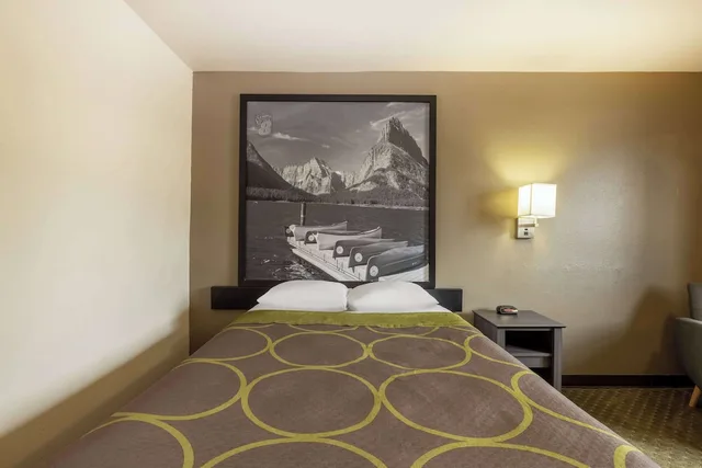 غرفة بسرير كوين لذوي الإعاقة، Super 8 By Wyndham Butte Mt 6/8