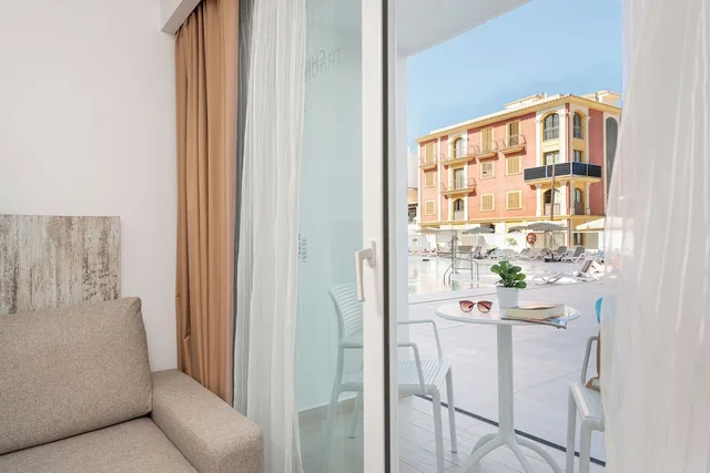 Junior Suite, Twin Beds, Sofa, Balcony or Terrace، WelikeHotel Triton beach 7/7