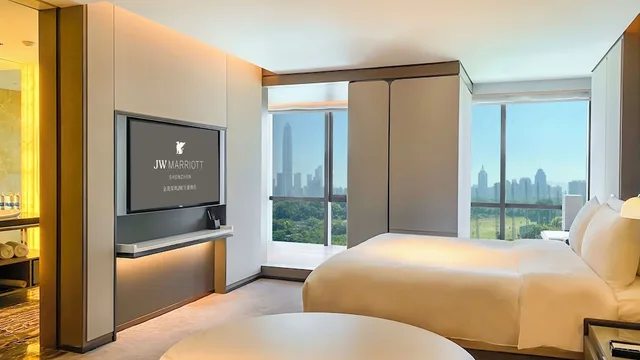 Room, King Bed, Jw Marriott Hotel Shenzhen 3/6