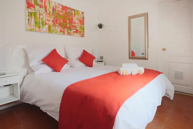 Standard, Double Bed, Tremo Parque Bustamante 1/1