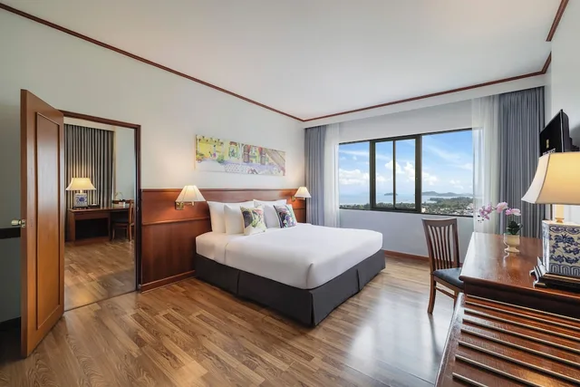 جناح بسرير كينج، Royal Phuket City Hotel 6/10