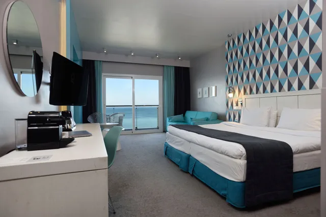Suite, Sea Front, Golden Star City Resort 3/8