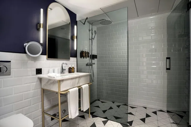 جناح جونيور بشرفة بغرفة نوم واحدة، Neues Schloss Privat Hotel Zurich 4/5