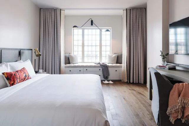 غرفة بسرير كينج بإطلالة على المدينة، The Alida, Savannah, a Tribute Portfolio Hotel 1/6