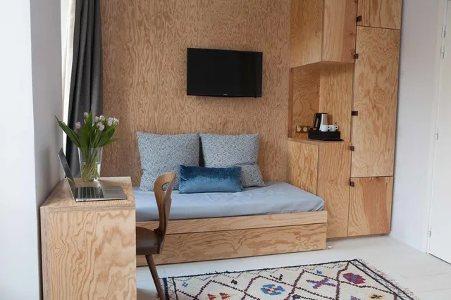 غرفة رباعية قياسية، Hotel Montholon 4/6