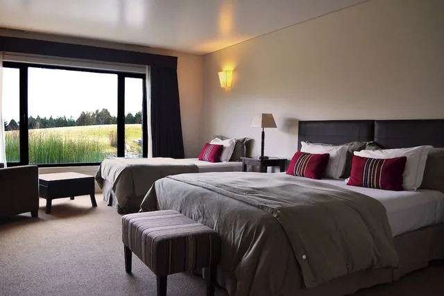 Superior, Triple, 1 King and 1 Single Beds, Loi Suites Chapelco Hotel 5/8