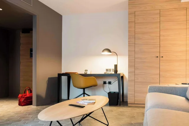 شقة بسرير كوين، Dolce by Wyndham Versailles - Domaine du Montcel 2/4