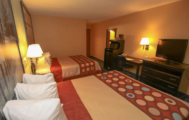 غرفة قياسية بسريرين كوين، Super 8 by Wyndham Somerset 3/5