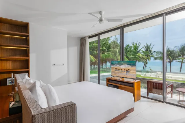 3 Bedrooms, Pool, Villa, Beach Front، NAMAN RETREAT 1/1