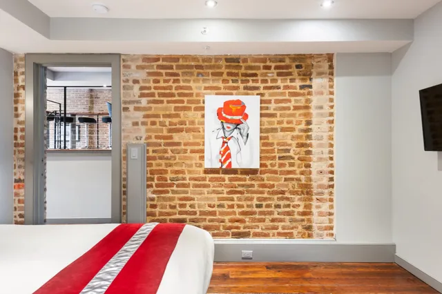 3 Bedrooms, Luxury, Suite, 3 King Beds, Hot Tub, The Natchez Vacation Rentals 8/10