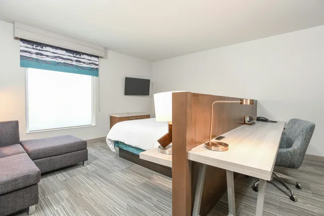 جناح بسرير كينج لذوي الإعاقة، Hilton Garden Inn Cincinnati Midtown 2/3