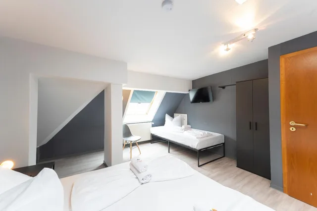 شقة، Hotel Astoria Am Urachplatz 6/10