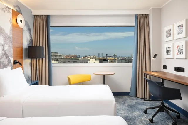 Room, Twin Beds, Sky View، Hilton Barcelona 10/12