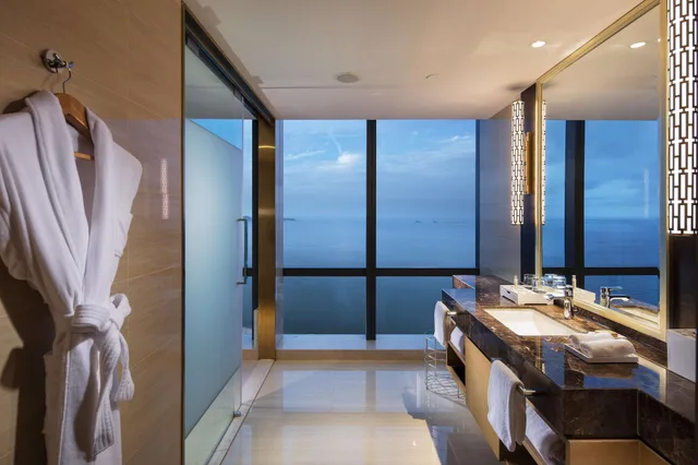 غرفة تنفيذية ركنية بسريرين مزدوجين، Hilton Yantai 5/5