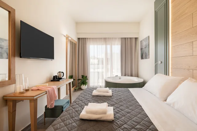 Superior, Apartment, Elia Platanias 2/3