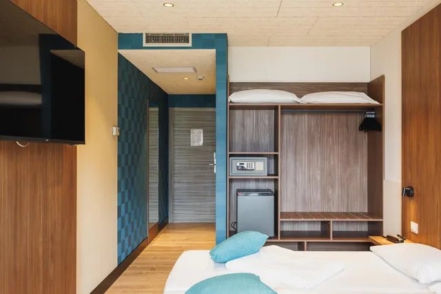غرفة سوبيريور بسرير مزدوج بإطلالة على البحيرة، Grand Hotel Riva 5/6