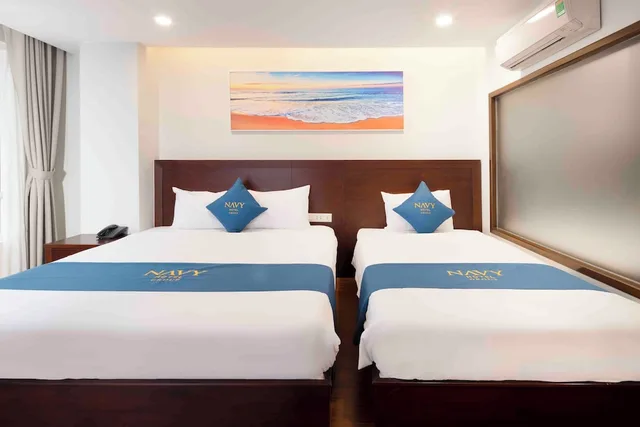 غرفة ديلوكس ثلاثية بإطلالة على المدينة بشرفة، Navy Nha Trang Hotel 2/4