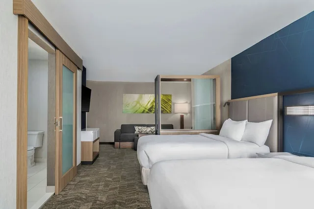 جناح بسريرين كوين، SpringHill Suites by Marriott Holland 1/8