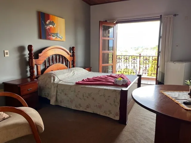 Suite, 1 Double and 1 Single Bed, Front View, Balcony، Chateau Palace Hotel 5/6