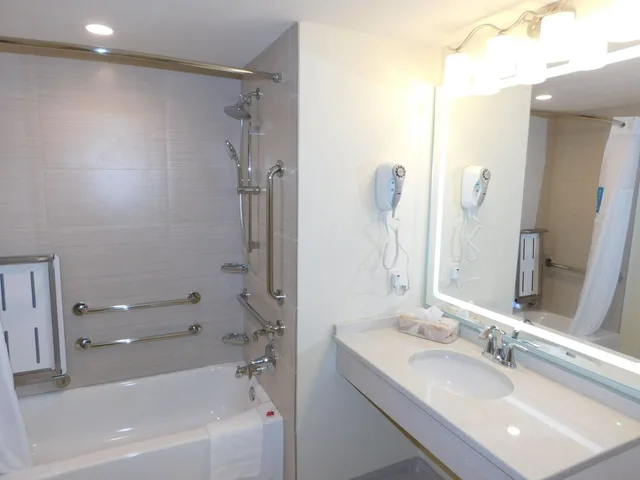 جناح بسرير كينج لذوي الإعاقة، Days Inn & Suites by Wyndham Kearney 4/6