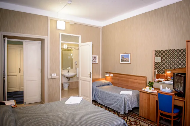 غرفة قياسية رباعية، Hotel Emmaus 3/4