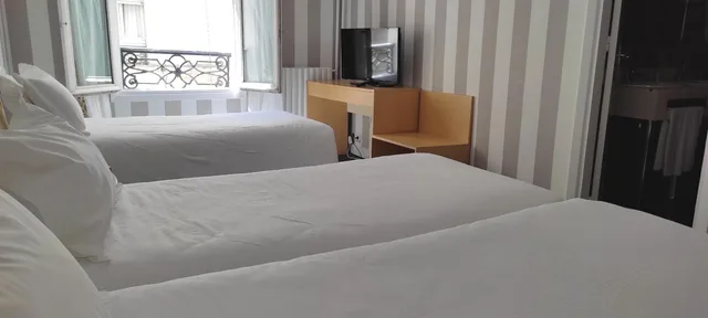 غرفة ثلاثية، GRAND HOTEL DU HAVRE 10/10