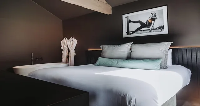 Velvet, Suite, King Bed، Velvet Hotel Manchester, WorldHotels Crafted 2/3