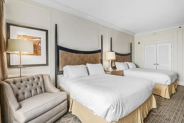 Room, 2 Queen Beds, North Side، Holiday Inn Express Long Beach 1/8