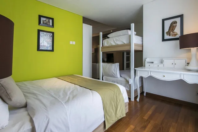 Family, King Bed, Bunk Bed, Yans House Hotel Bali 2/7