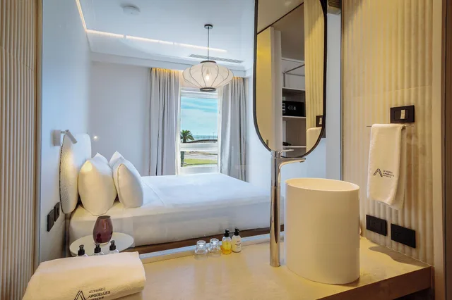 غرفة سوبيريور بسرير مزدوج بإطلالة على البحر، Hotel Iruna 7/7
