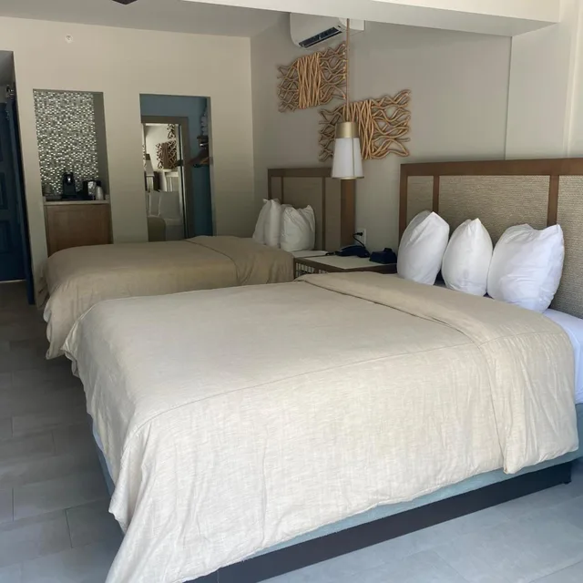 غرفة قياسية بسرير كوين، Chesapeake Resort 4/8