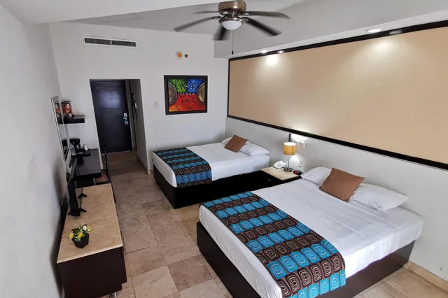 غرفة قياسية رباعية بإطلالة، Coral Island Hotel and Spa 3/6