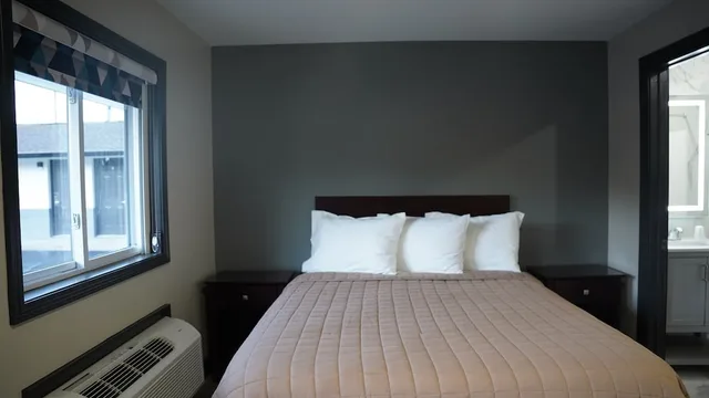 غرفة بسرير كوين للمدخنين، Best Way Inn 3/6