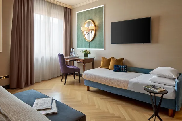 غرفة سوبيريور ثلاثية بسرير مزدوج مع أريكة، Hotel Accademia Verona 4/9